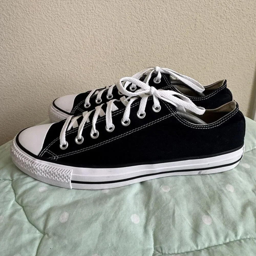 Converse Chuck Taylor All Star Low Top Sneakers Black/White M9166 size 12